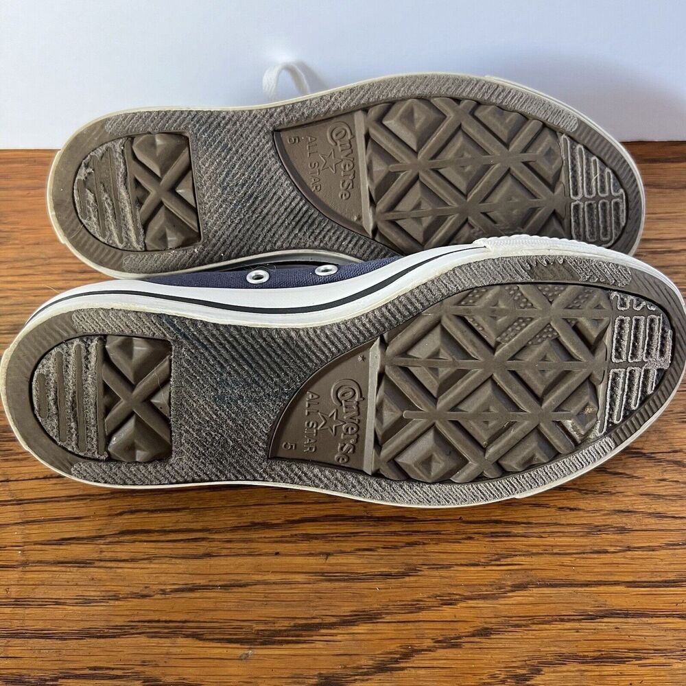 CONVERSE Chuck Taylor All-Star Low Top Sneaker Navy & White Men 5 Women 7 - Picture 8 of 8